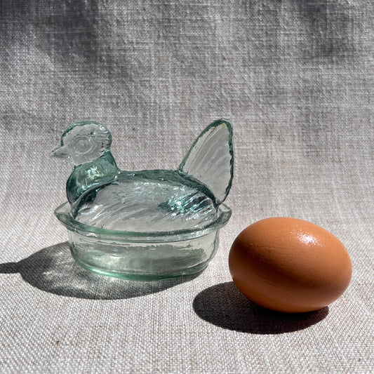 Nesting Hen Bowl & Lid - CLEAR DIAMOND | Hand Blown Glass - Colombia-1
