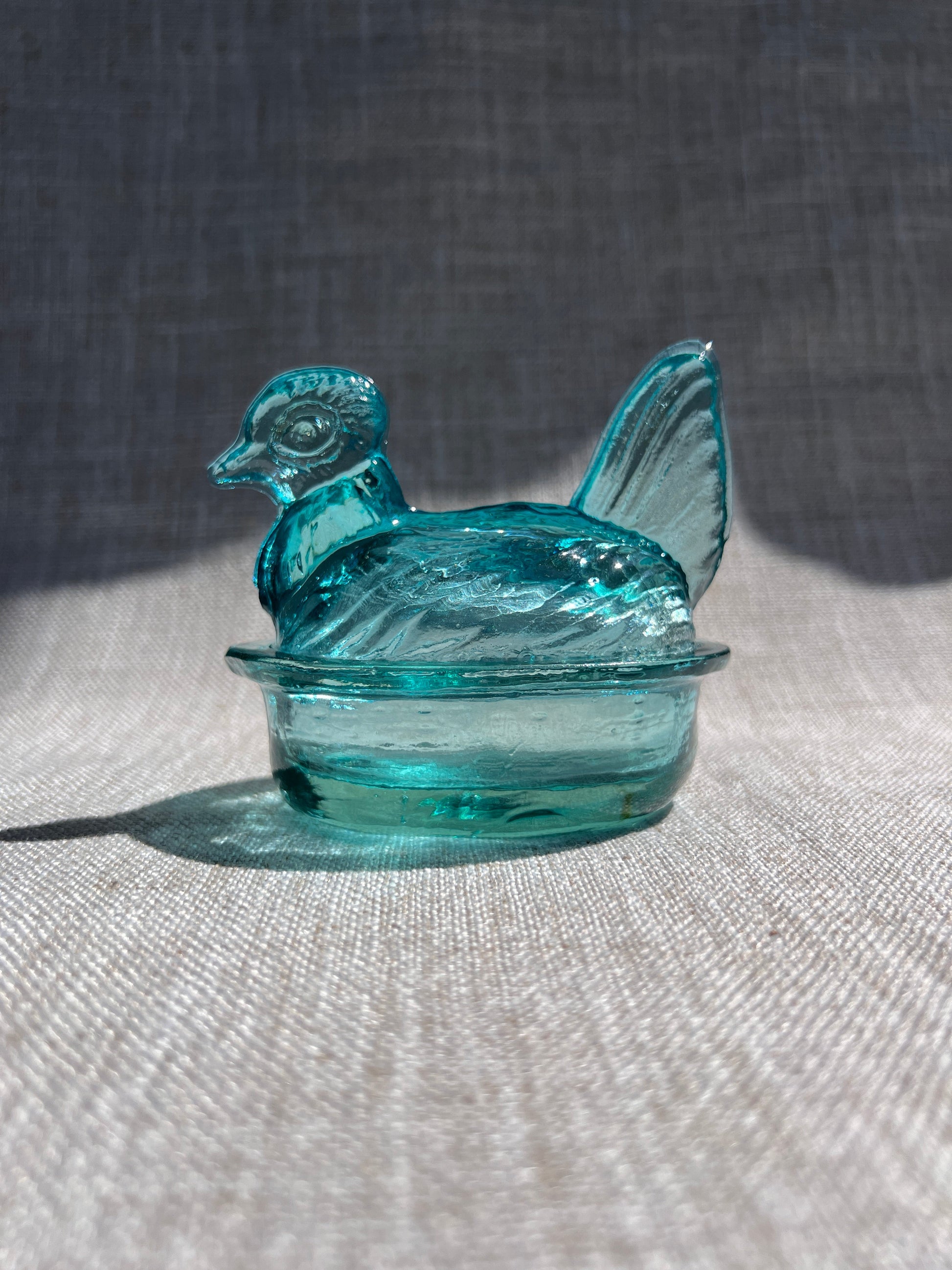 Nesting Hen Bowl & Lid - GLACIER BLUE | Hand Blown Glass - Colombia-2