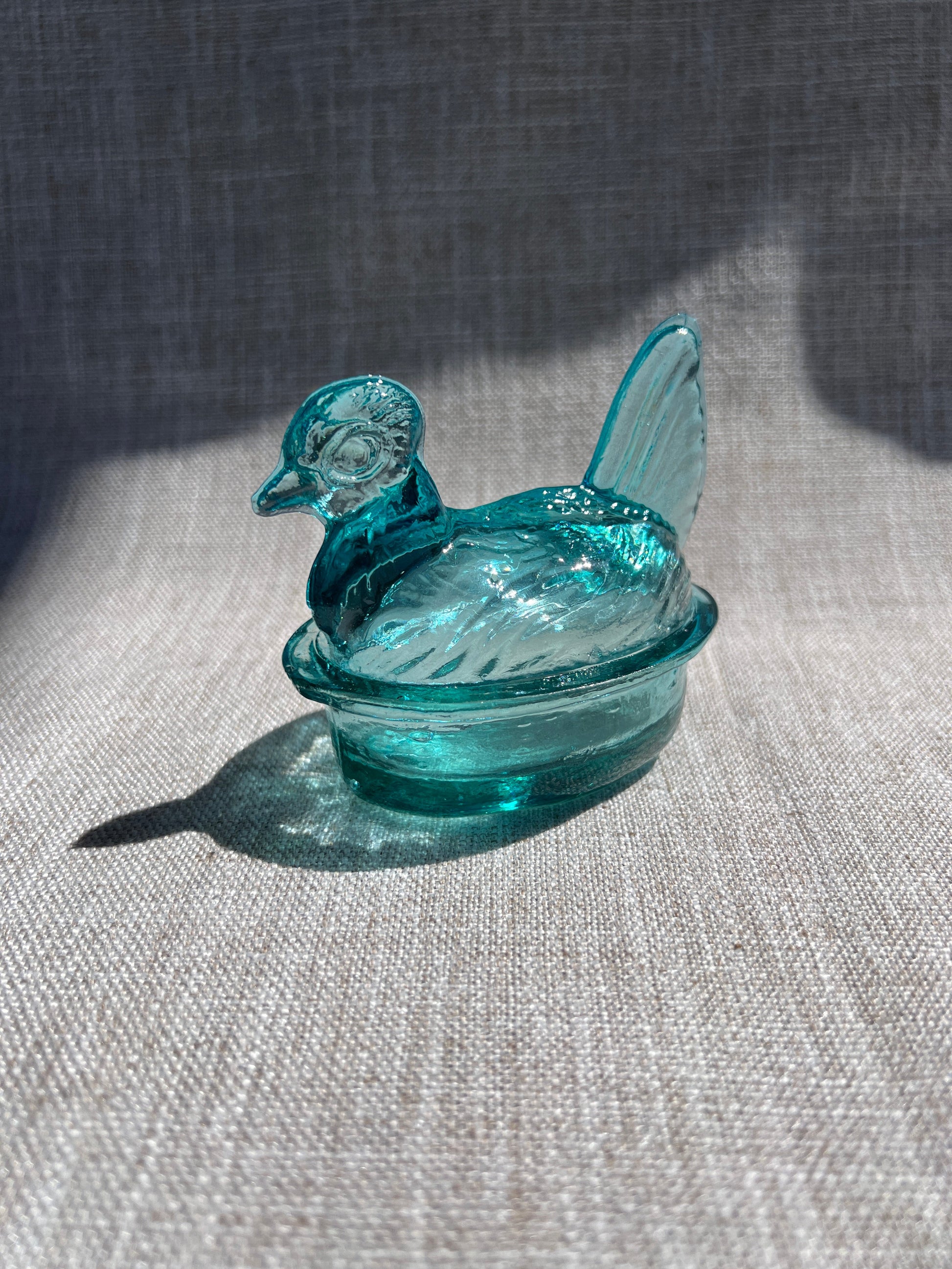 Nesting Hen Bowl & Lid - GLACIER BLUE | Hand Blown Glass - Colombia-3