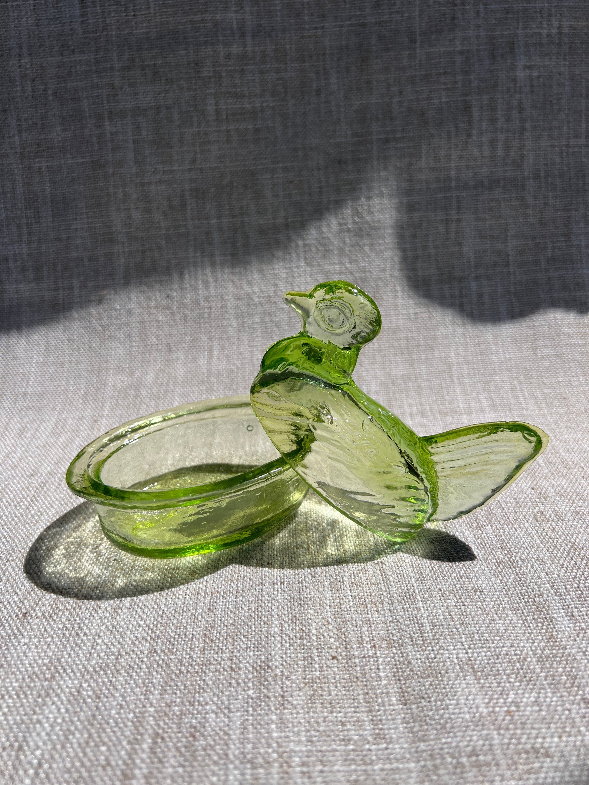 Nesting Hen Bowl & Lid - EUCALYPTUS | Hand Blown Glass - Colombia-2
